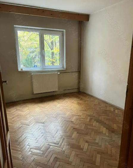 Propietar vand apartament 2 camere - 3