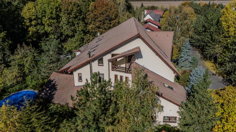 Promotie -  vila langa padure cu piscina-Paradisul Verde - 49