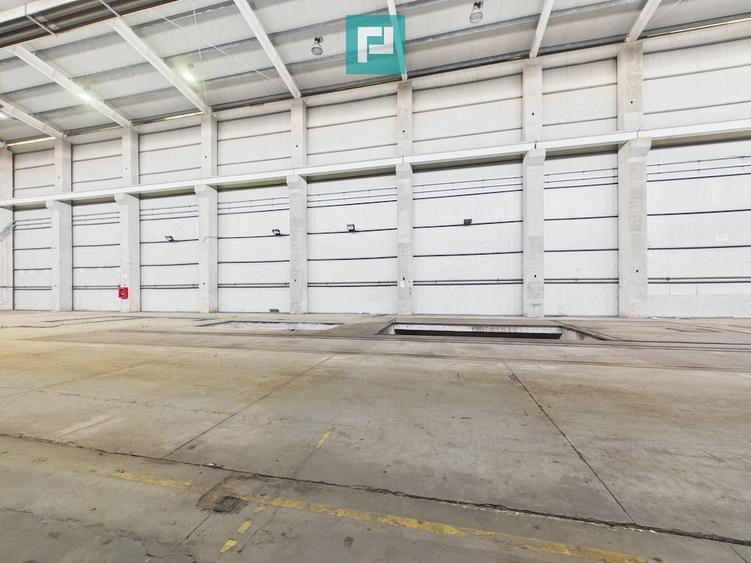Spațiu comercial, de 2,000 mp, în Poltur