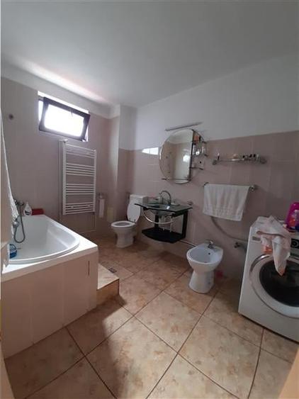 Casa in zona Traian - 8