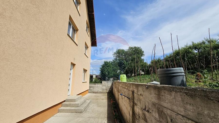 Casă / Vilă cu 12 camere-Sfântu Ilie Vechi, Suceava - 47