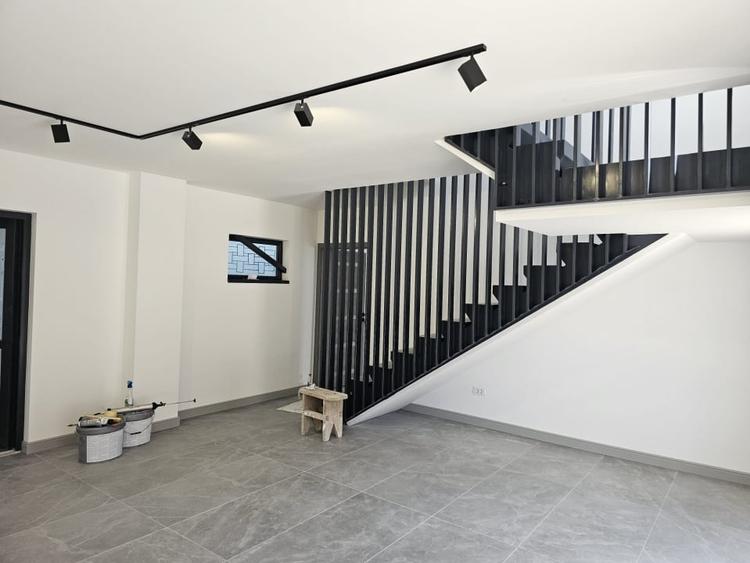 Hala noua de inchiriat str. Trei Fantani - 5