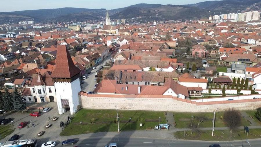 Casa cu 4 camere de vanzare in zona ultracentrala Medias - 18