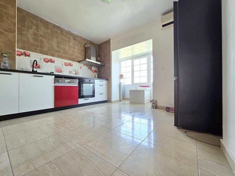 Metrou Piata Unirii - Coposu - Sfanta Vineri, bloc 1990 - 12