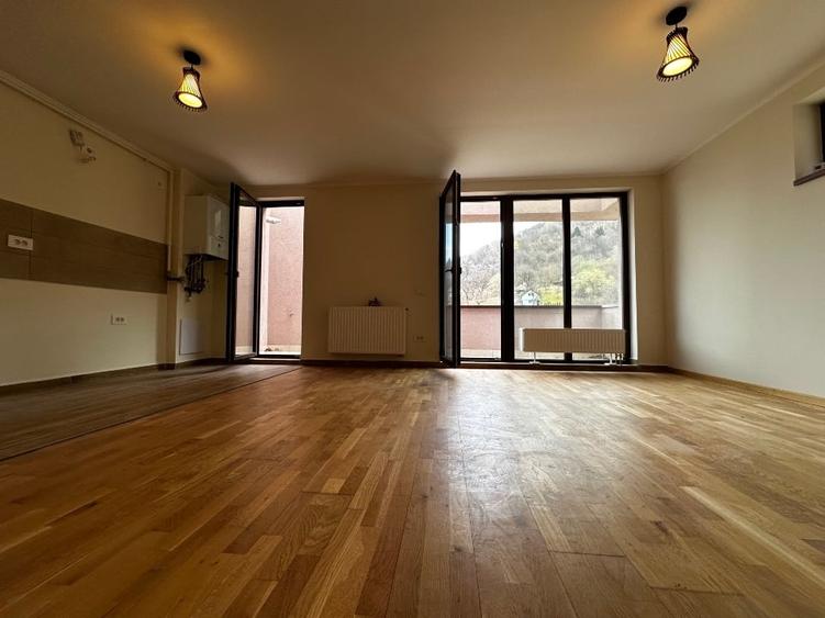 Studio unic în centrul vechi al Brașovului - 8