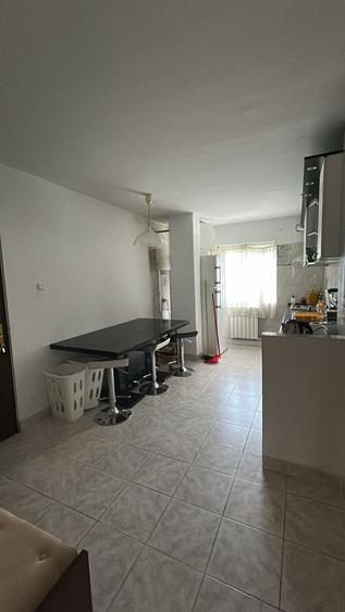 Apartament de vânzare, 4 camere, decomandat, 80 mp, etaj 2/4 Zorilor Rapsodiei - 9