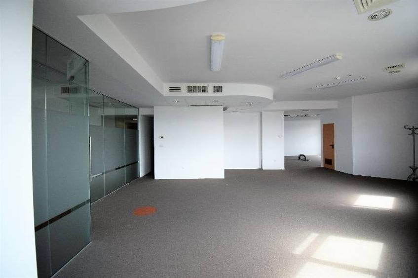 Hundertwasser House, Caramfil, 200 - 1831 mp  0% comision! - 11