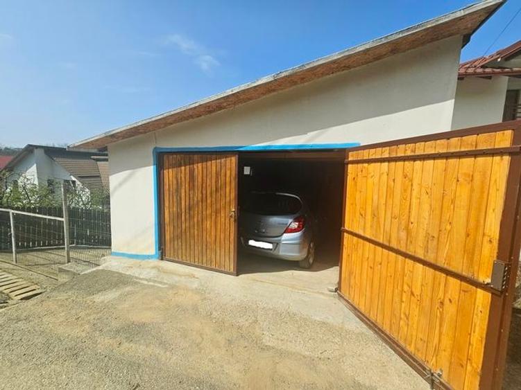 VILĂ ELEGANTĂ CU PRIVELIȘTE DEOSEBITĂ – VALENII DE MUNTE - 59