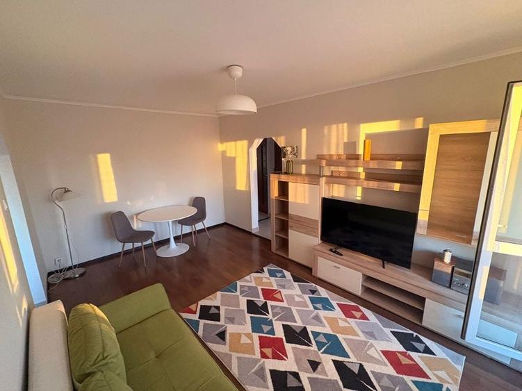 Inchiriez apartament 2 camere - 6