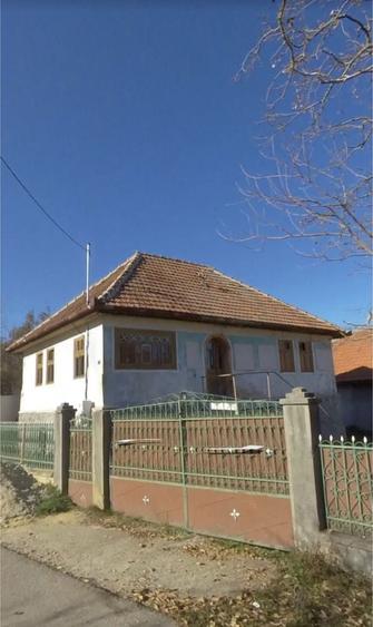 Persoana fizica vand casa in Lelese, jud. Hunedoara - 2