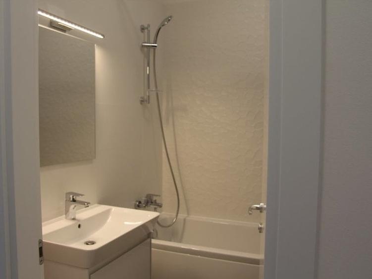 Iancu Nicolae/Redence5/Apartament cu 2 camere/ Parcare/ - 4