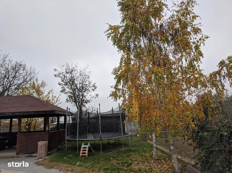 Garsoniera Spa?ioasa la Curte - 15