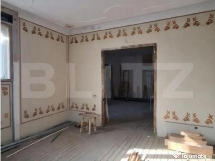 Spa?iu comercial 200 mp + acces pod 200 mp, 3 balcoane, la - 3