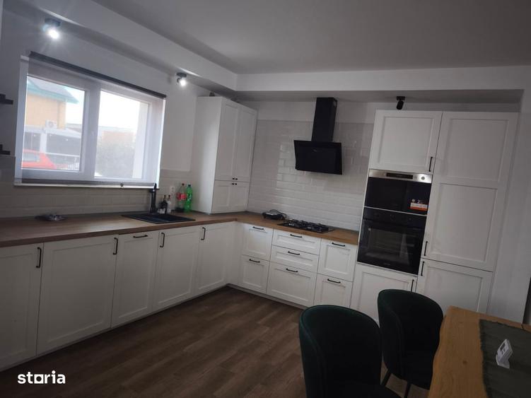 Vila 4 camere de inchiriat in Cosmopolis - 3