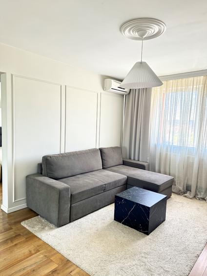 Apartament cu 2 camere semidecomandat în Victoriei