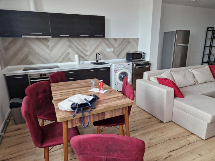 La ISHO-cel mai nou si renumit bloc central - 12