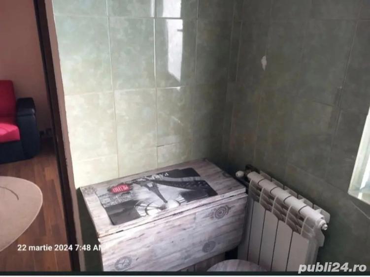Inchiriez garsoniera - 2