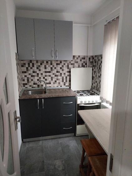 PF inchiriez garsoniera cf 1 Dorobanti 2 - 1