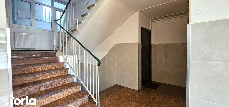 Apt. 2 camere, linga Piata Progresu, renovat, totul nou, AC, prima inc - 11