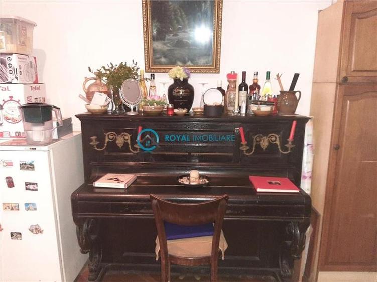 Royal Imobiliare - Vanzare Vila Zona Centrala - 11