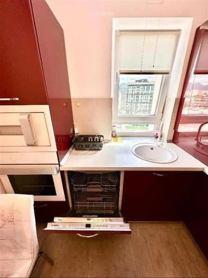 Apartament 3 camere, mobilat și utilat modern, loc parcare,  vedere spre mu - 9
