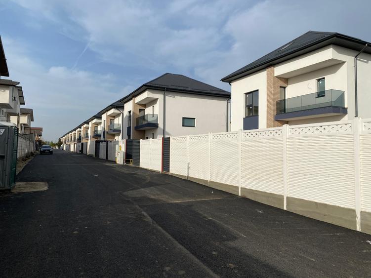 Case individuale cu 4 camere. Teren 400 mp. Comision 0 - 4