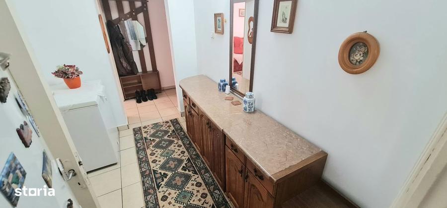 George Enescu-zona Unversitatii- 3 camere etaj 1, mobilat si utilat - 10