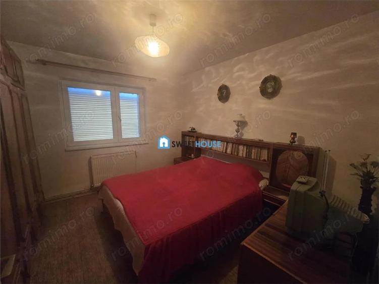 Apartament cu trei camere in zona centrala - 3