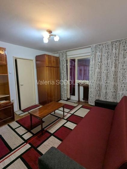 Apartament cu 3 camere zona Sagului
