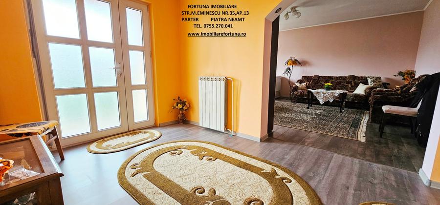 Proprietate Slobozia-Roznov, casa mansardata, teren si livada - 5