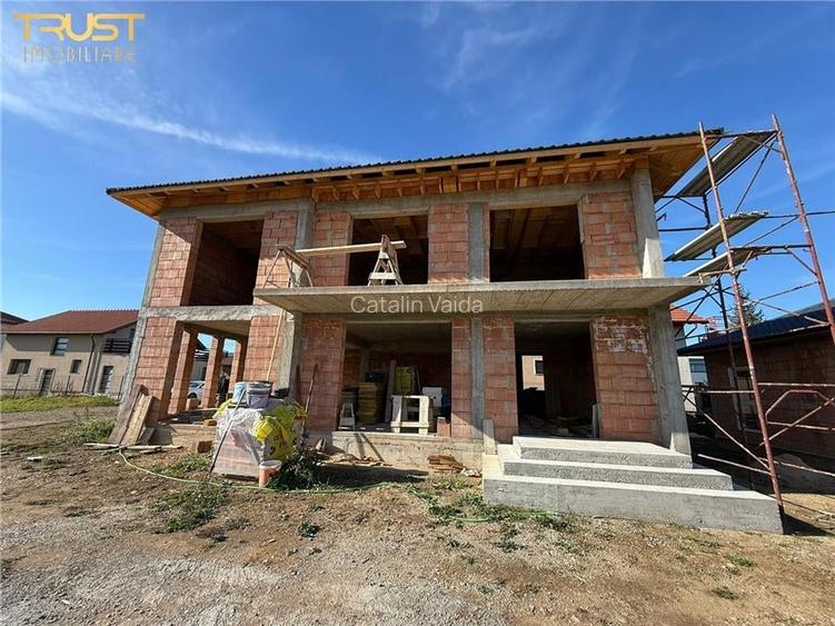 Casa individuala 160MP + Teren 500 MP l Semifinisata l Luna de Sus