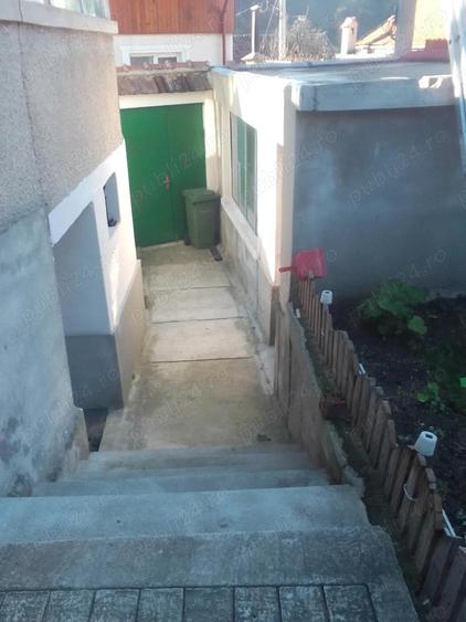 vand casa cu curte si gradina in zona central istorica a Brasovului - 8