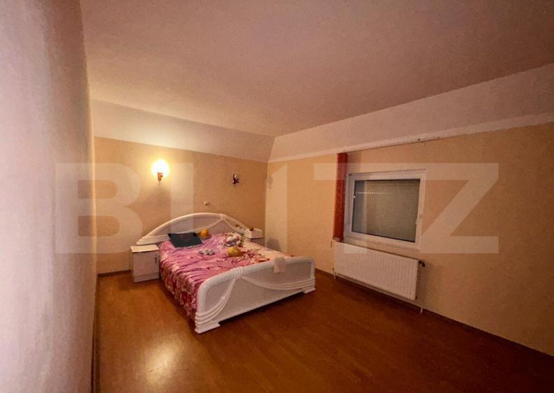 Casa de vanzare , 258.00 utili + 418 teren, zona Closca - 9