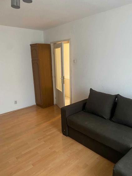 inchiriez apartament 2 camere Apartamentul este complet mobilat si utilat, gata de mutare imediata. - 6