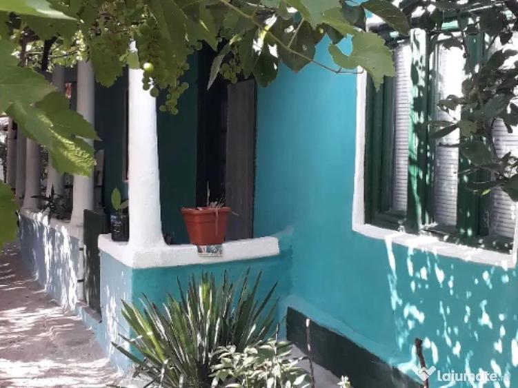 Vand casa locuibila Izvoarele - 1