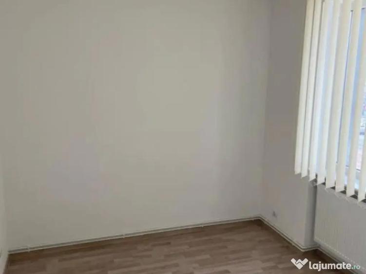 Spa?iu comercial, 3 camere, 80 mp in apropierea centrului v - 7