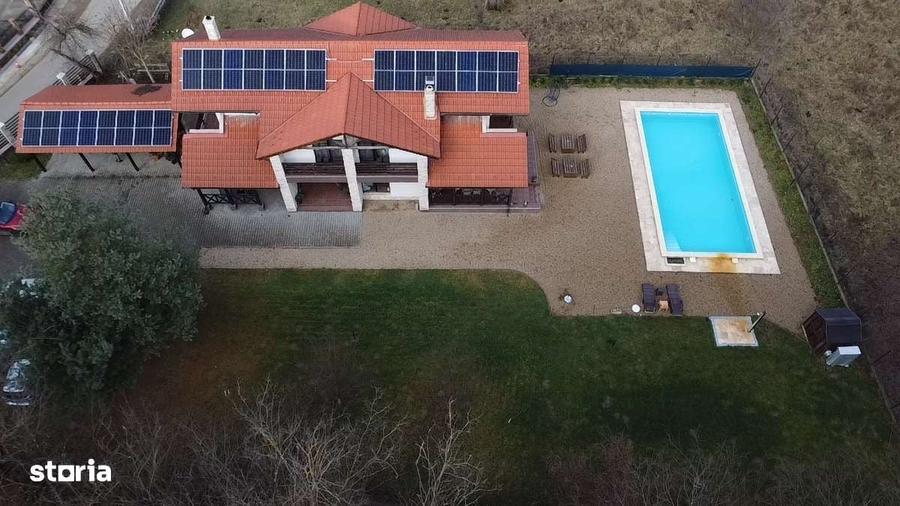 Casă cu 4 camere în Cladova