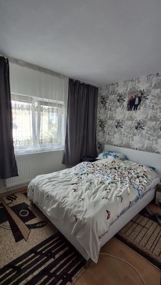 Apartament cu 2 camere nedecomandat în 2 Moldoveni