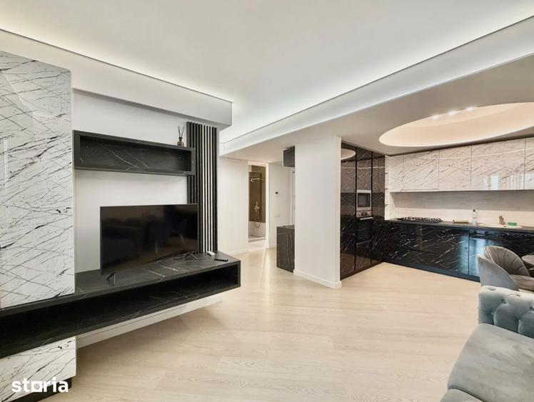 Apartament cu 3 camere semidecomandat în Pipera