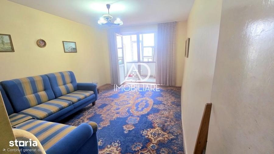 De vanzare, apartament cu 3 camere ?i terasa proprie, zona centrala. - 8