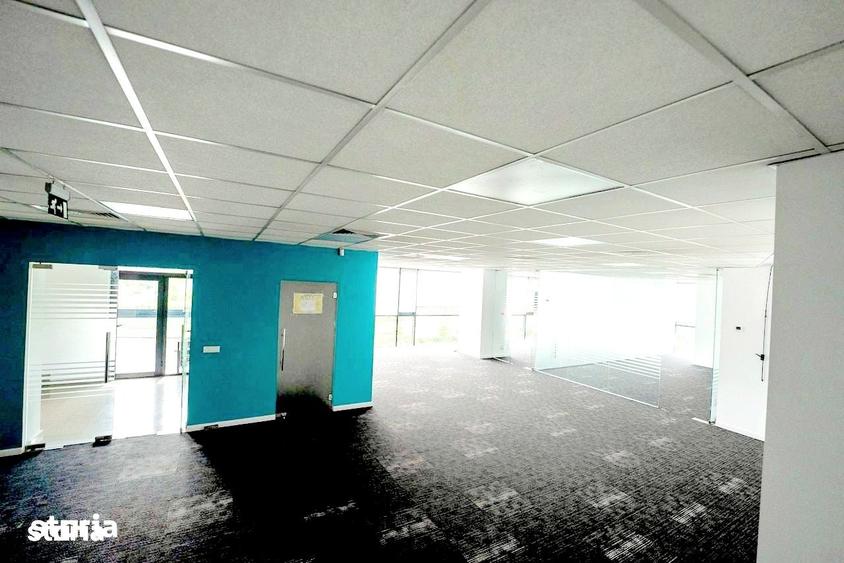 Spațiu comercial, de 1,000 mp, în Chiajna