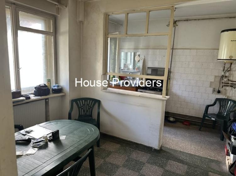 Penthouse cu 5 camere în Cotroceni