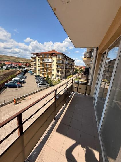 Apartament cu 2 camere semidecomandat în Florești
