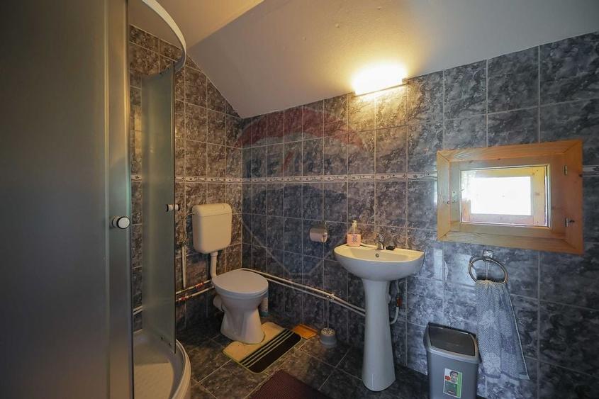 De vanzare Casa de Vacanta cu 3 camere, teren 1146 mp, Budureasa - 19