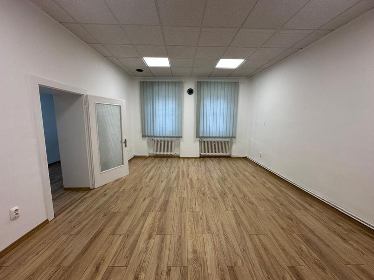 Inchiriez spatiu birouri / cabinet / sediu firma in centru Sibiu - str. Xenopol - 4