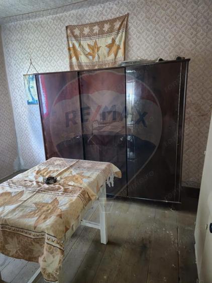 Casa / Vila cu 4 camere de vanzare - 3