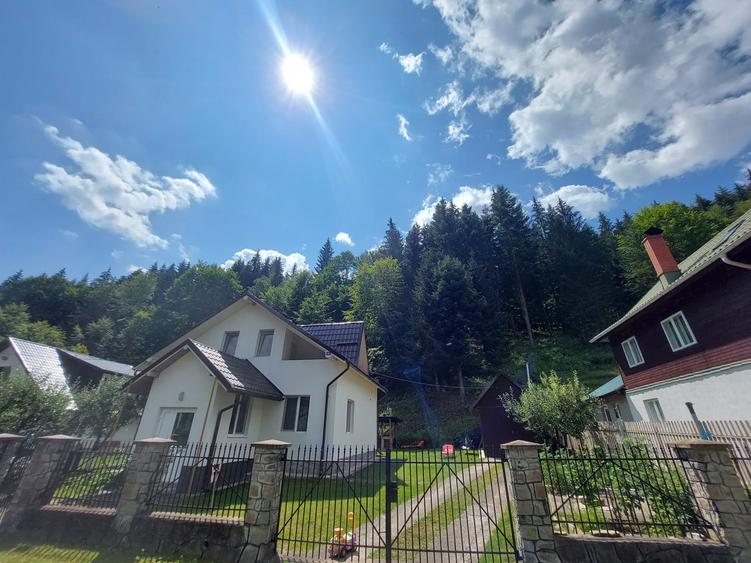 Casa de vanzare Izvoru Muntelui (Judetul NEAMT) - 2