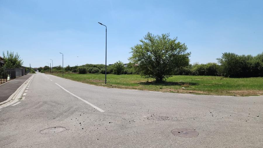 Teren agricol extravilan de 6330 mp, în Ghiroda