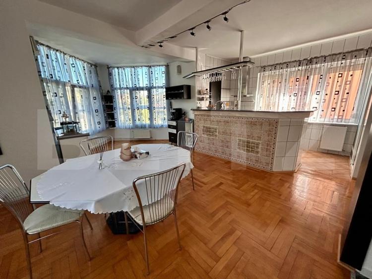 Casa moderna cu design deosebit,situata intr-o zona linistita. - 17