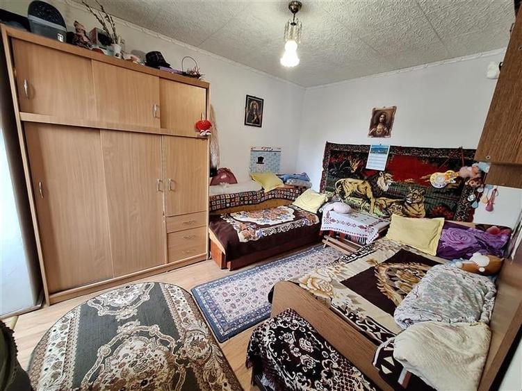 Apartament 2 amere semidecomandat , zona Narcisa - 9